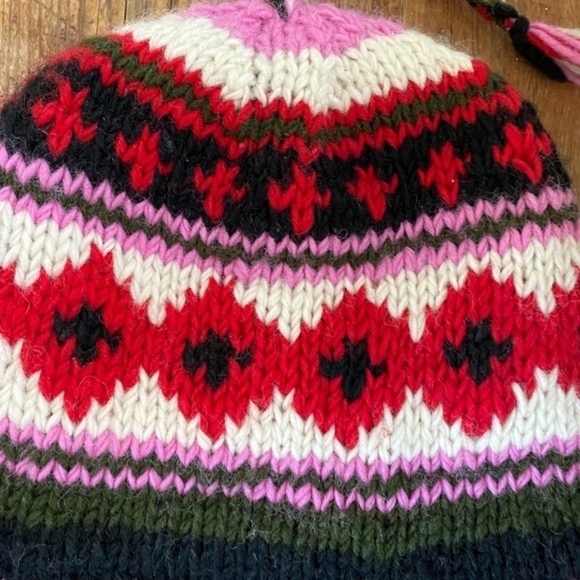 2 Winter Knit Hats Pink & Blue - Picture 5 of 8